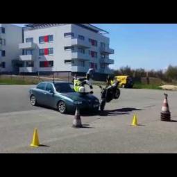 Embedded thumbnail for Srážka s autem s HELITE airbag vestou